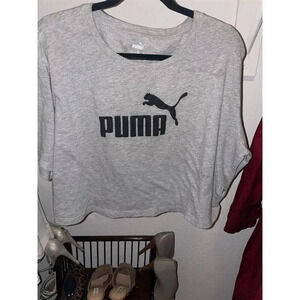 - Puma Women's Cropped Logo T-Shirt Gray Size 1X Casual Relaxed Fit